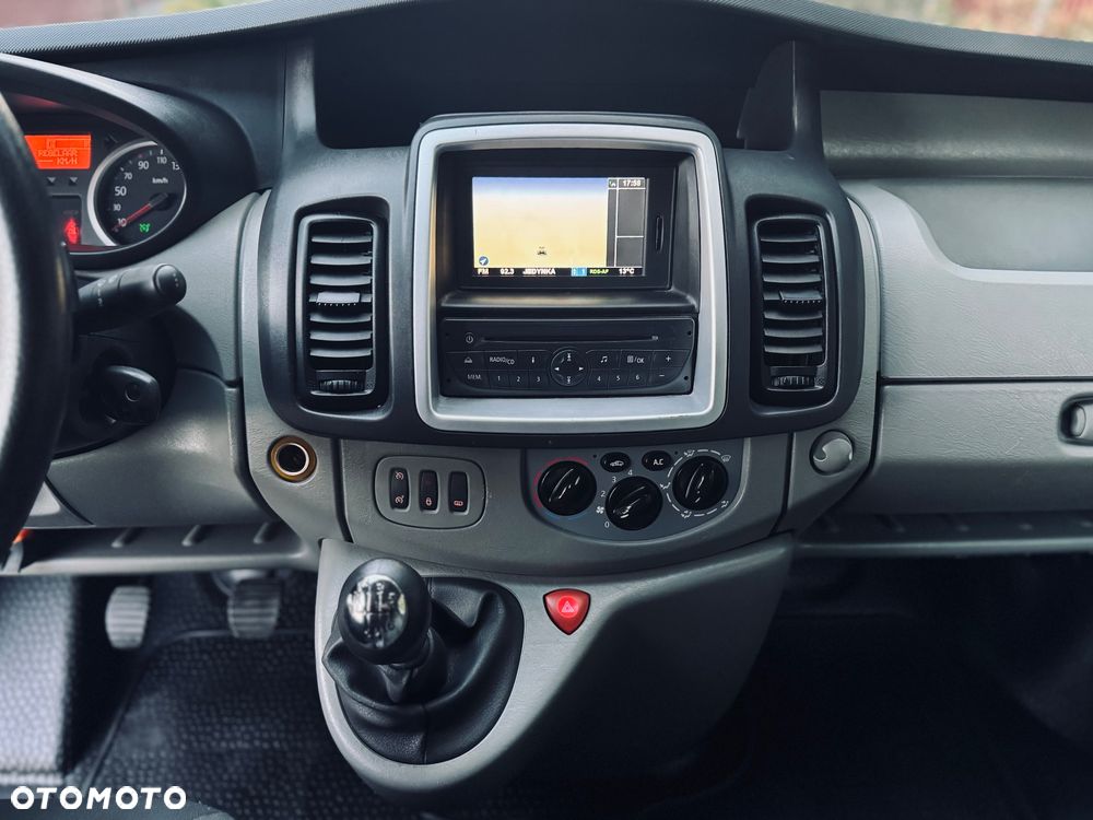 Renault Trafic - 19