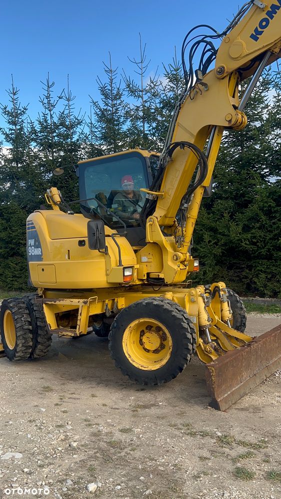 Komatsu Koparka kołowa KOMATSU 10ton PW98MR-8 4x4x4 plug podpory KLIMA 30km/h ramie Long 3xłamane skrętne 2012r bez DPF i ADBLUE 4cyl dodatk wyjścia hydr 51Kw 2osie skrętne pług stopy Cat TEREX Liebherr Wacker Pw 98 mr 8 11 prosto z importu - 38
