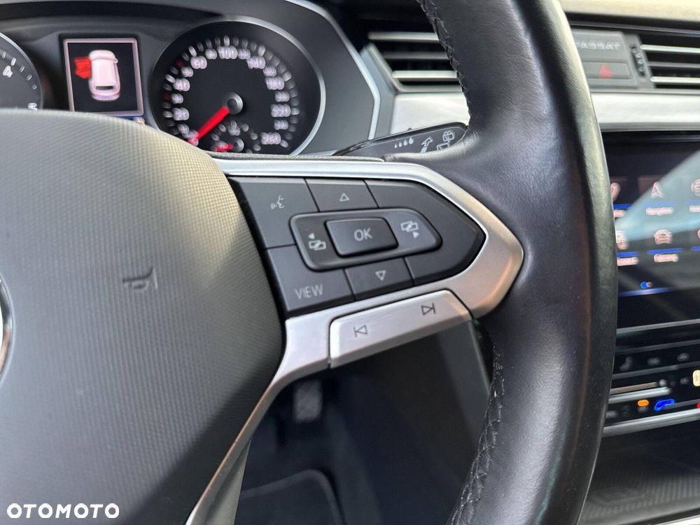 Volkswagen Passat 2.0 TDI EVO Business - 25
