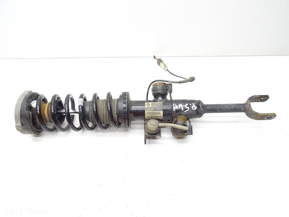 AMORTYZATOR PRAWY LEWY PRZÓD KOMPLET 6863120 6863119 BMW F10 LCI - 2
