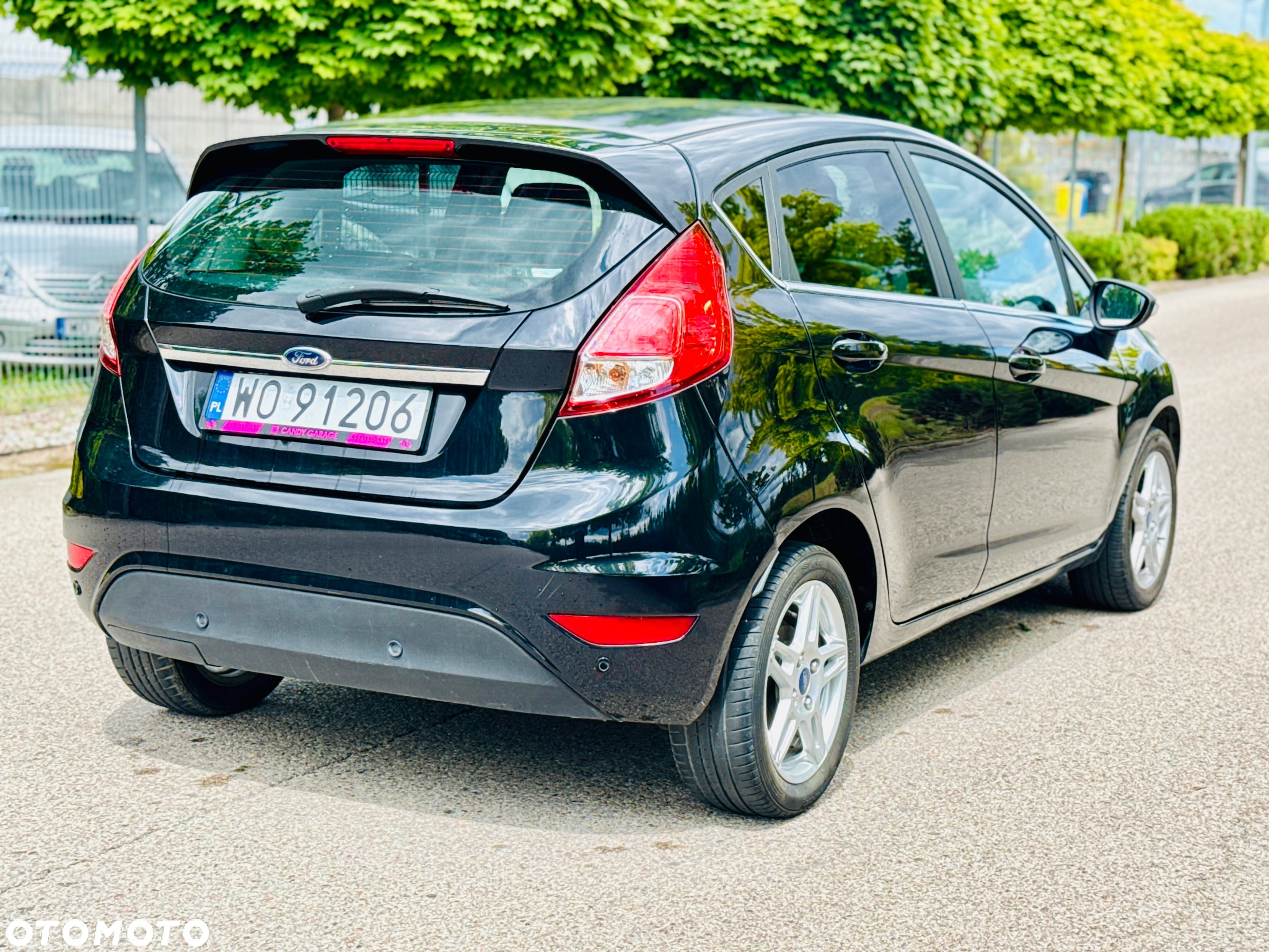 Ford Fiesta 1.0 EcoBoost S&S TITANIUM X - 4