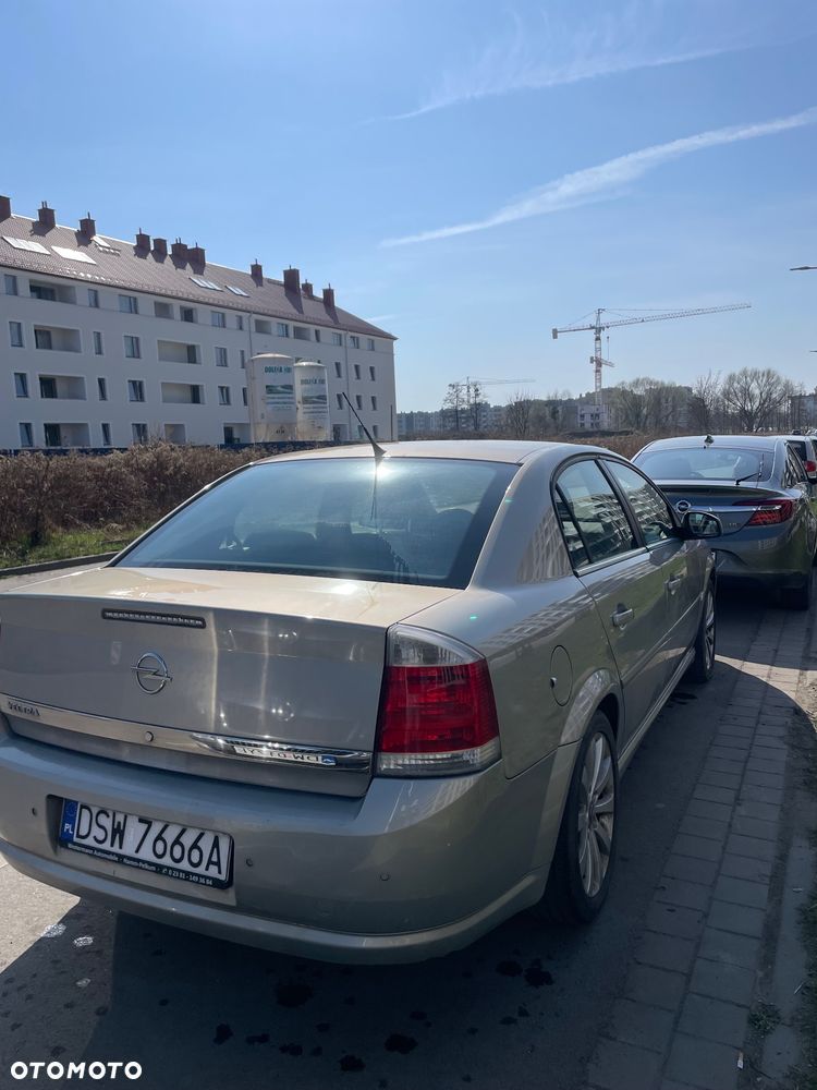 Opel Vectra 1.8 Cosmo Plus - 4