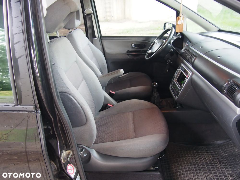 Ford Galaxy TDI Ghia - 21