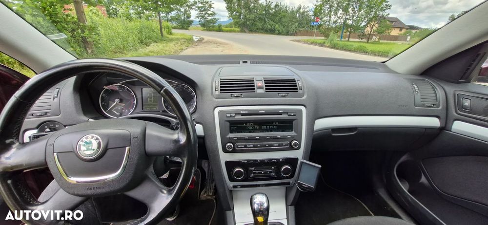 Skoda Octavia 1.4 TSI Ambition - 6