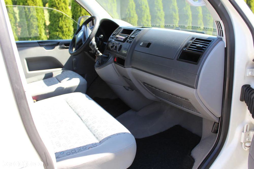 Volkswagen transporter t5 - 12