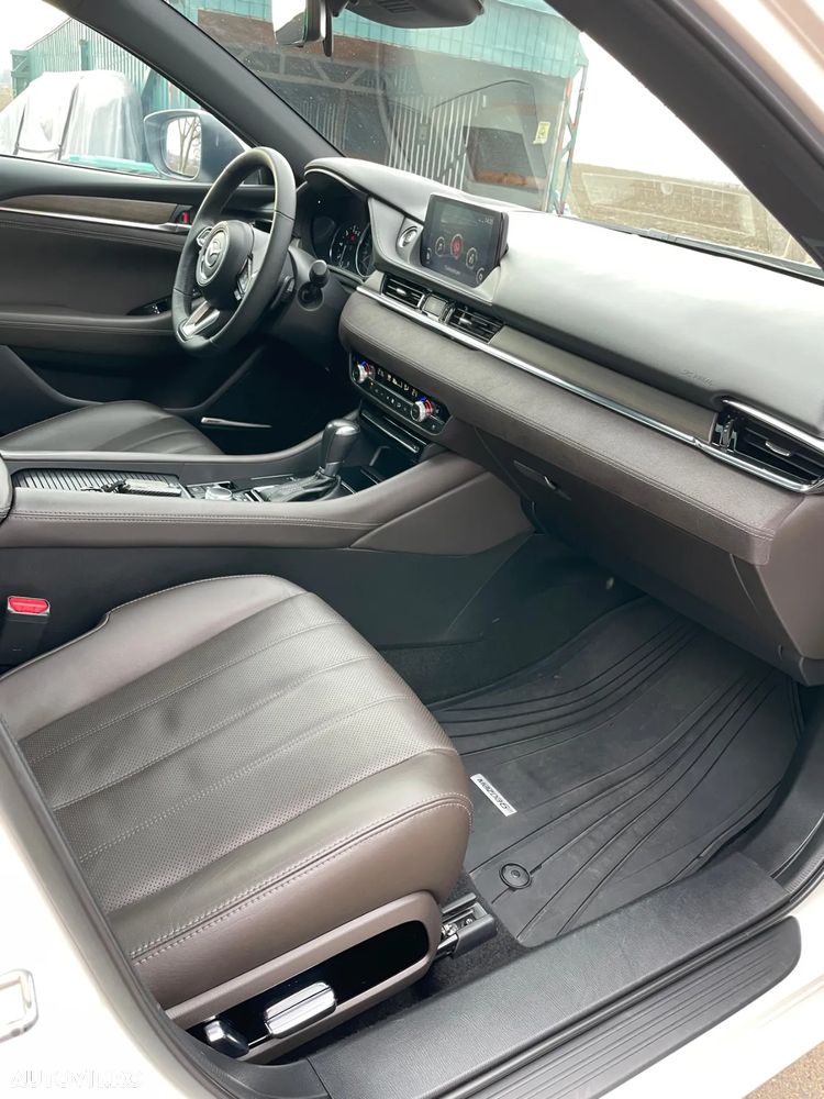 Mazda 6 CD184 AT Revolution Top - 19