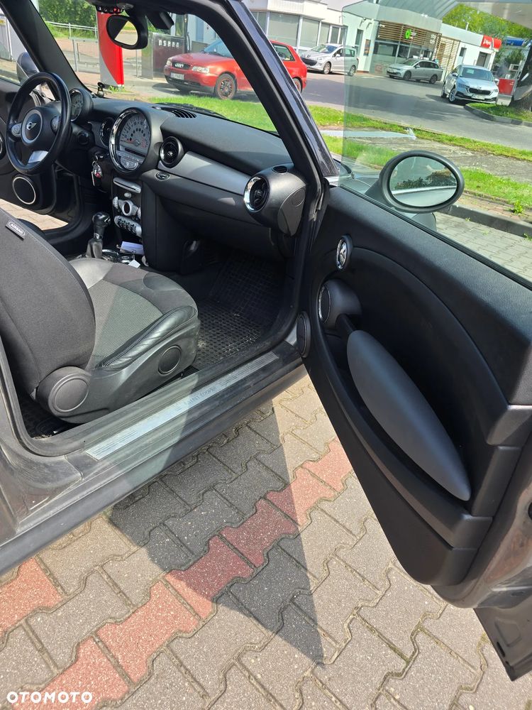 MINI Cooper Standard - 10
