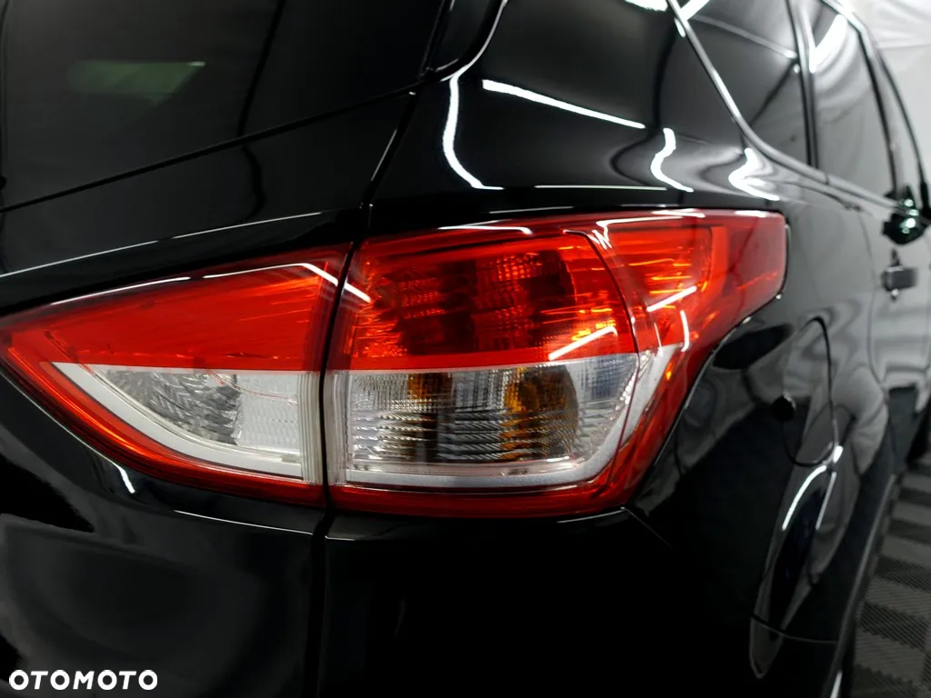 Ford Kuga 2.0 TDCi 4WD Titanium - 35