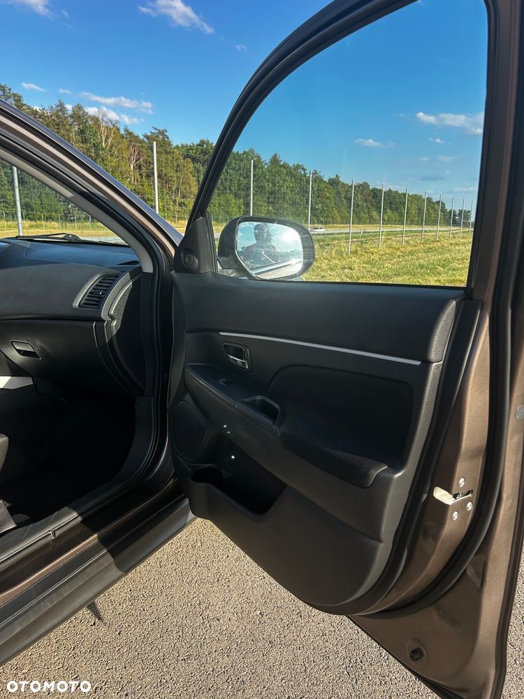 Mitsubishi ASX 1.8 DI-D 2WD 35 Jahre - 25