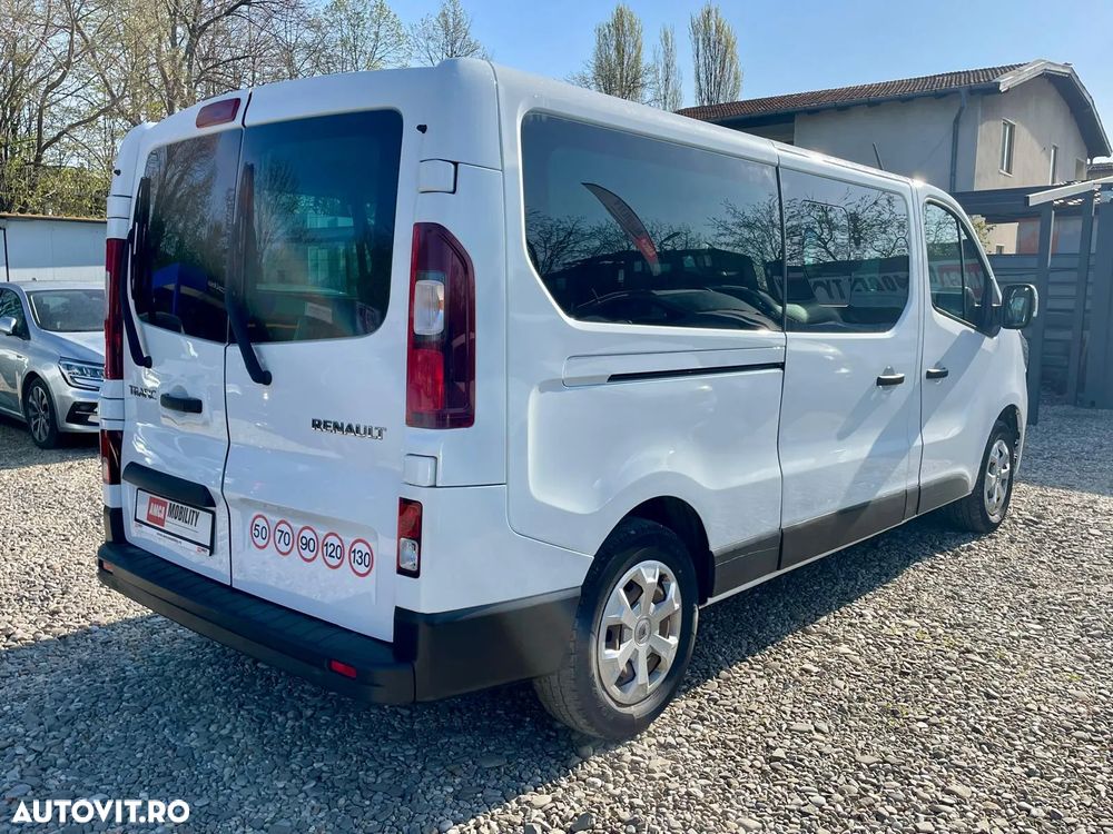 Renault Trafic 2.0 Blue dCi 110 S&S L2 8+1 Life - 4