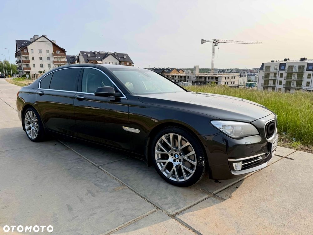 BMW Seria 7 - 2