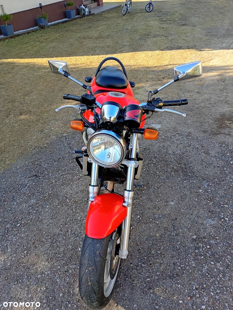 Suzuki SV - 6