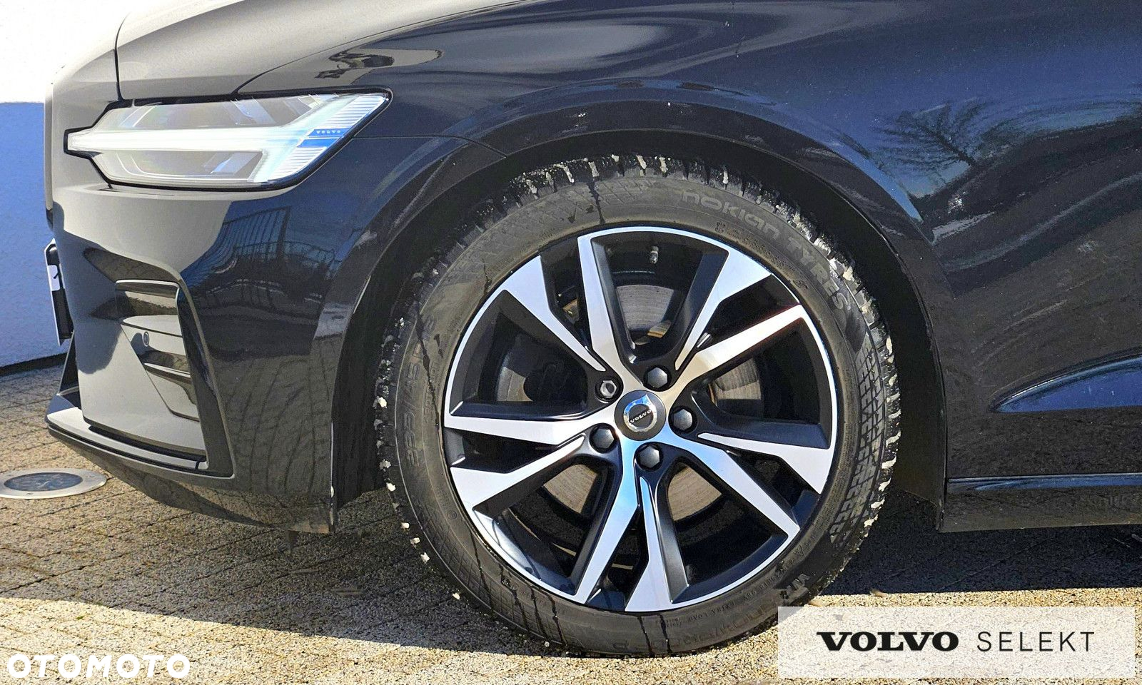 Volvo V60 B3 B R-Design - 24