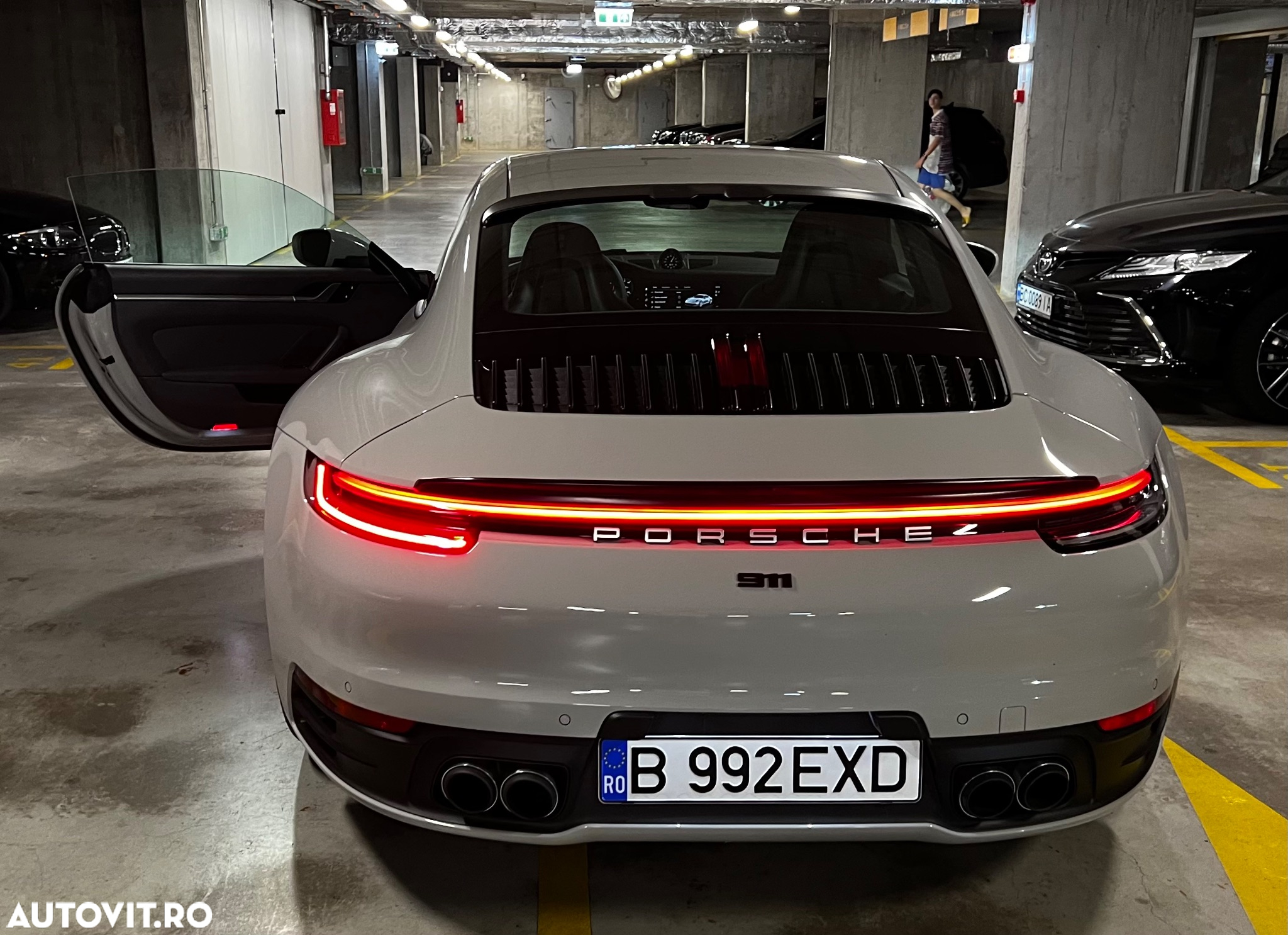 Porsche 911 - 4