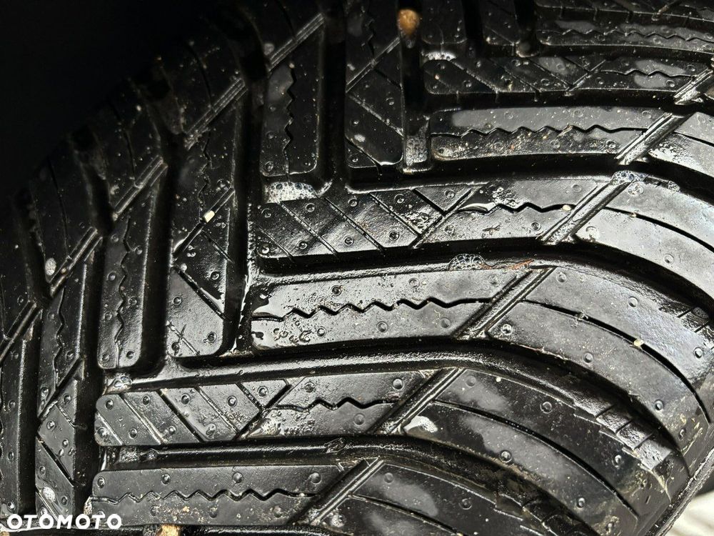 Volkswagen Scirocco - 8