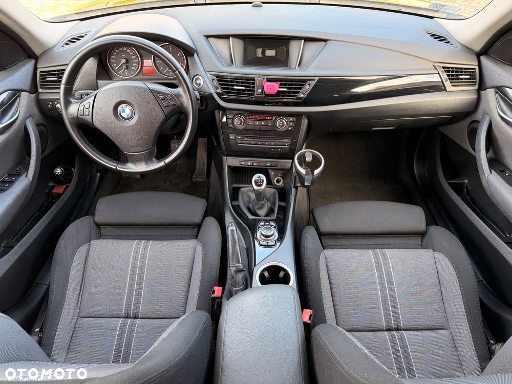 BMW X1 sDrive18d Sport Line - 9