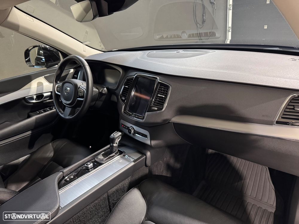Volvo XC 90 2.0 D4 Momentum - 36