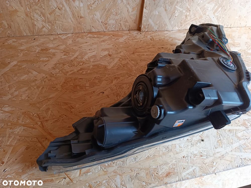 LAMPA PRZÓD PRZEDNIA LEWA TOYOTA AYGO II LIFT - 9