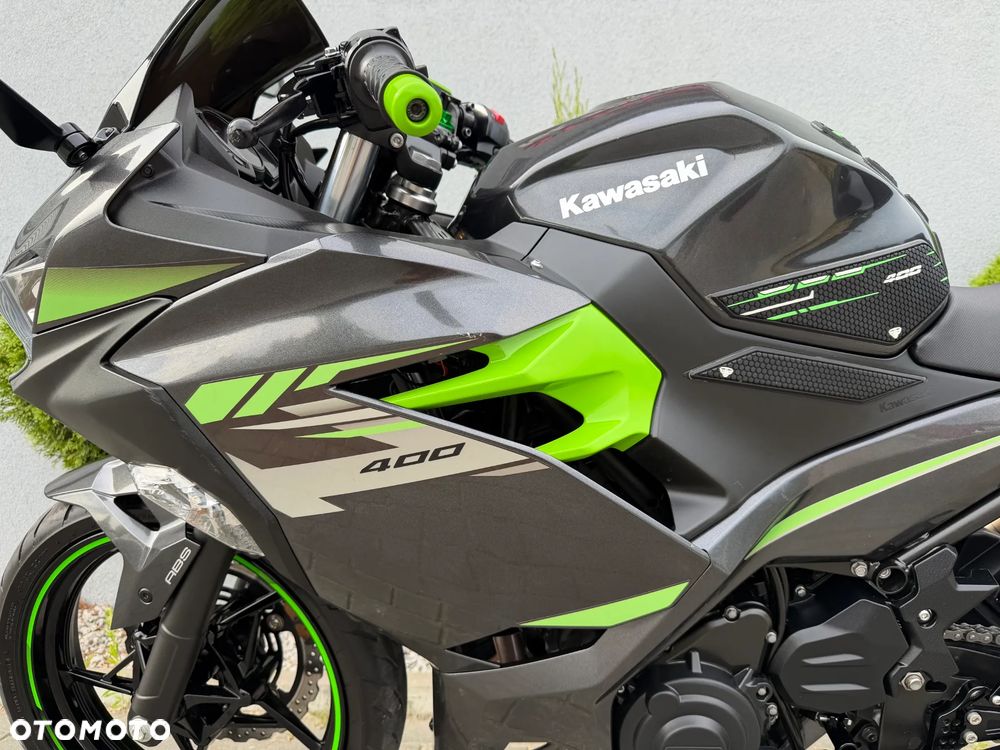 Kawasaki Ninja 400 - 31