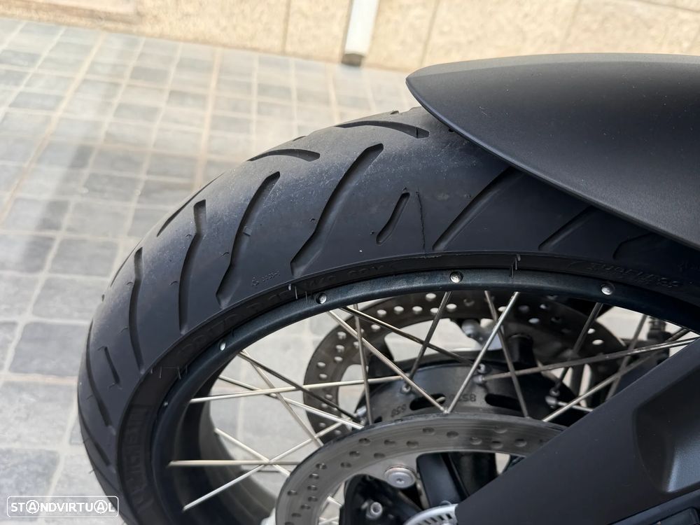 BMW R 1250 GS Adventure Rebaixada Triple Black - 12