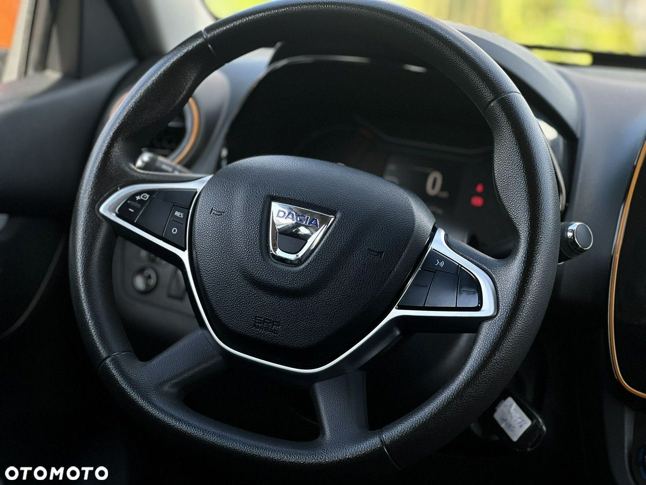 Dacia Spring 27.4kWh Business - 13