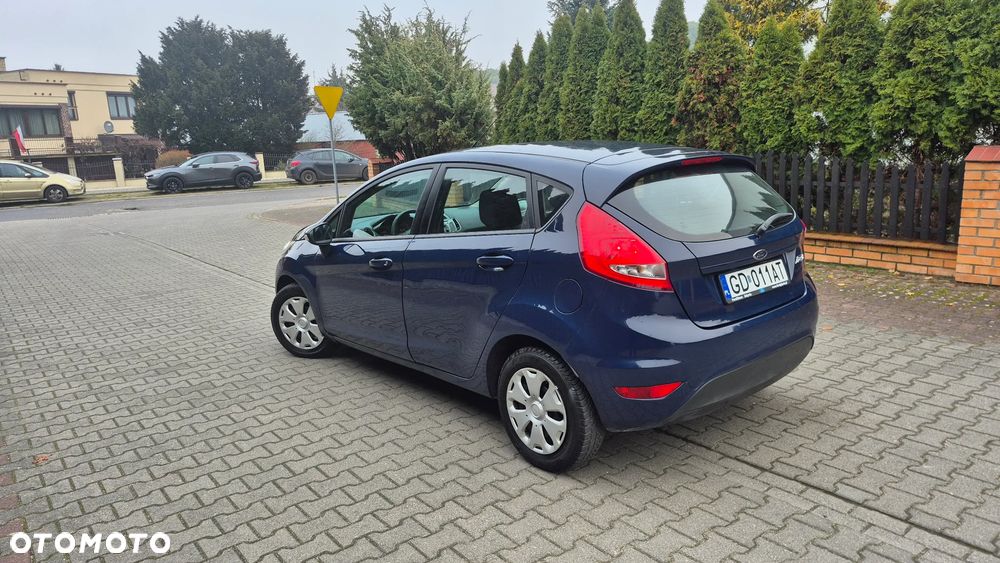 Ford Fiesta 1.25 Trend - 12