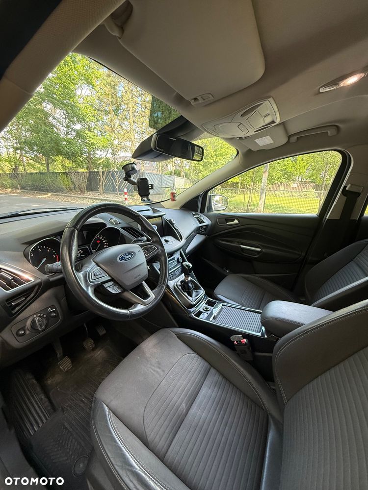 Ford Kuga 2.0 TDCi AWD Titanium - 2