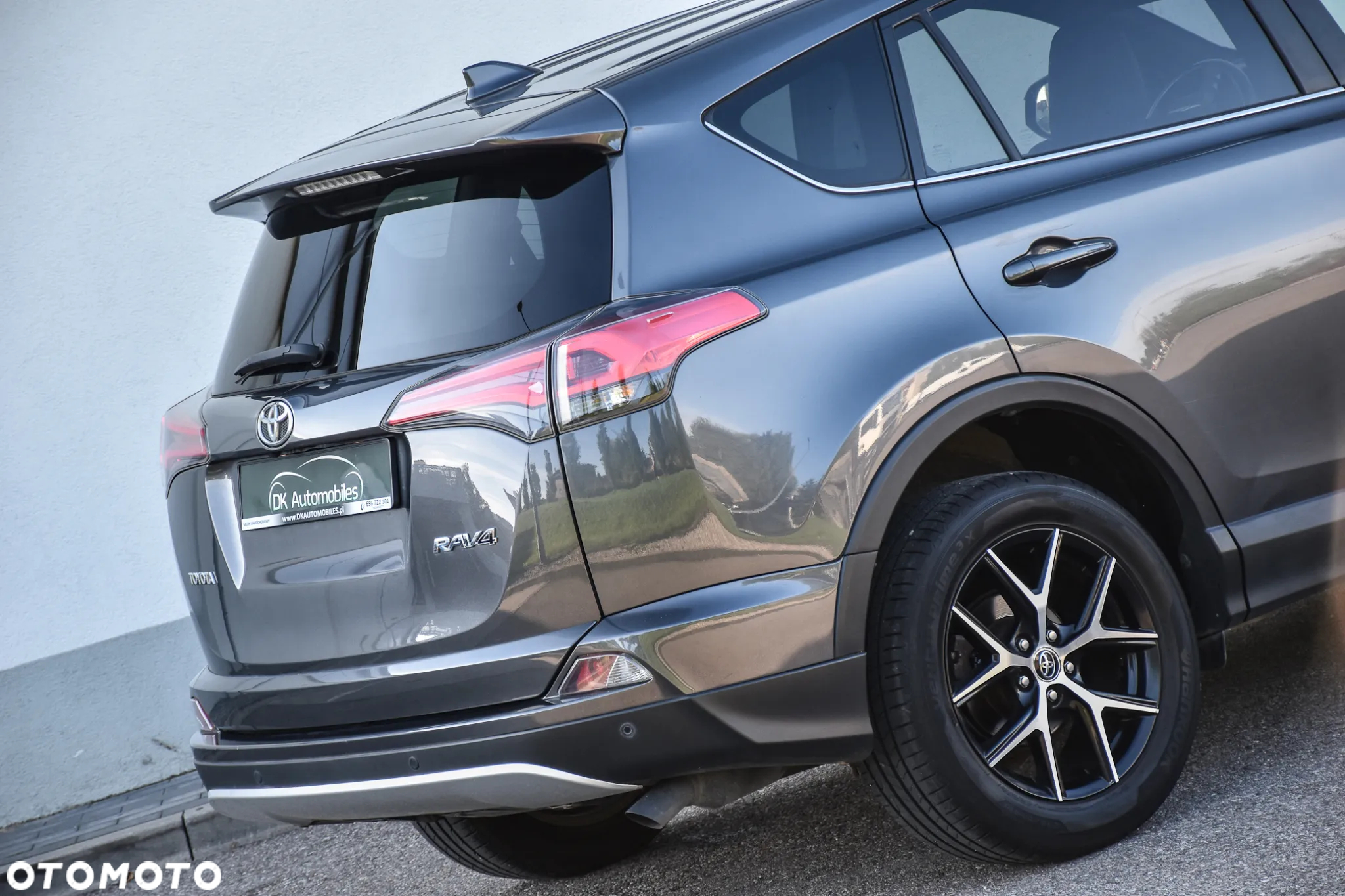 Toyota RAV4 2.0 D-4D Premium 4x2 - 12