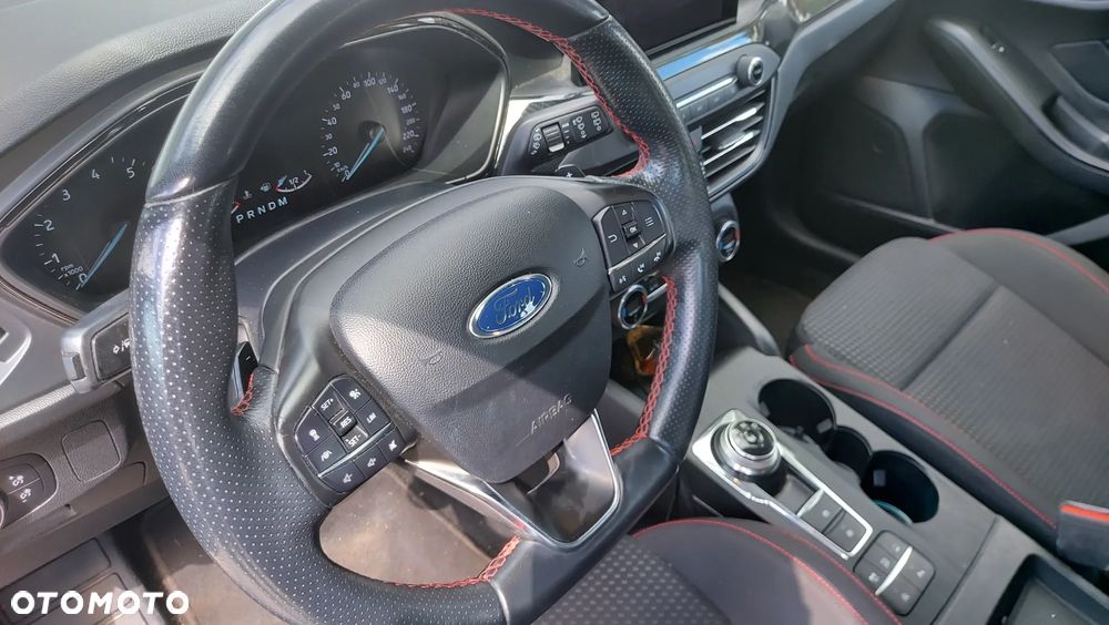Ford Focus SW 1.0 EcoBoost ST-Line ASS PowerShift - 13