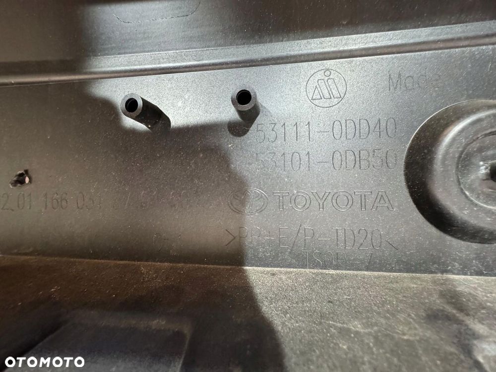TOYOTA YARIS IV 4 KRATKA ZDERZAKA PRZEDNIEGO PRZÓD 53111-0DD40 ORYGINAŁ - 4