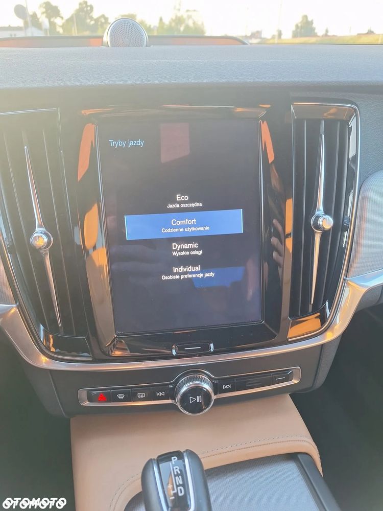 Volvo V90 D5 AWD Inscription - 11