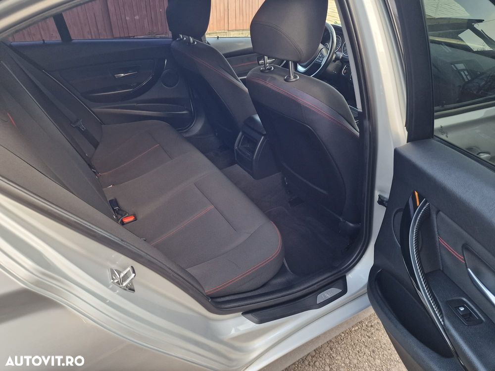 BMW Seria 3 318d GT Sport Line - 9