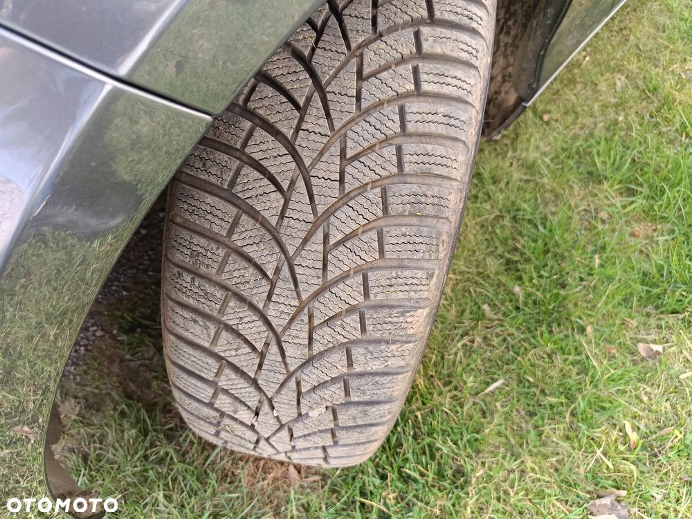 BMW Seria 1 116d DPF - 16