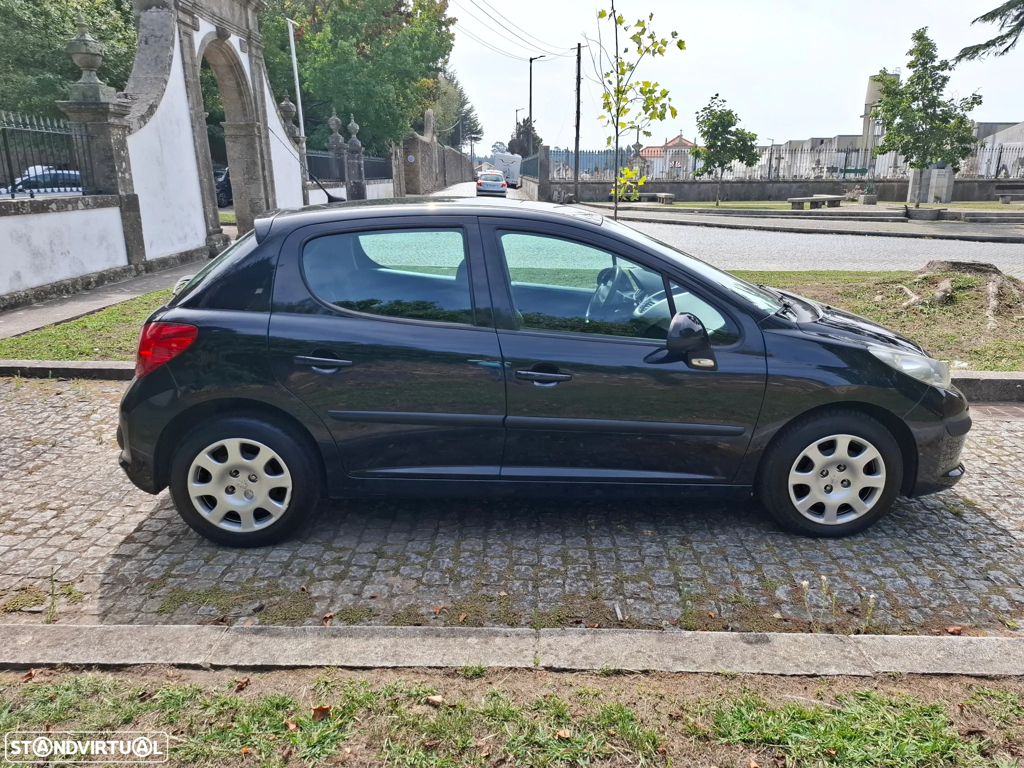 Peugeot 207 1.4 16V Trendy - 4