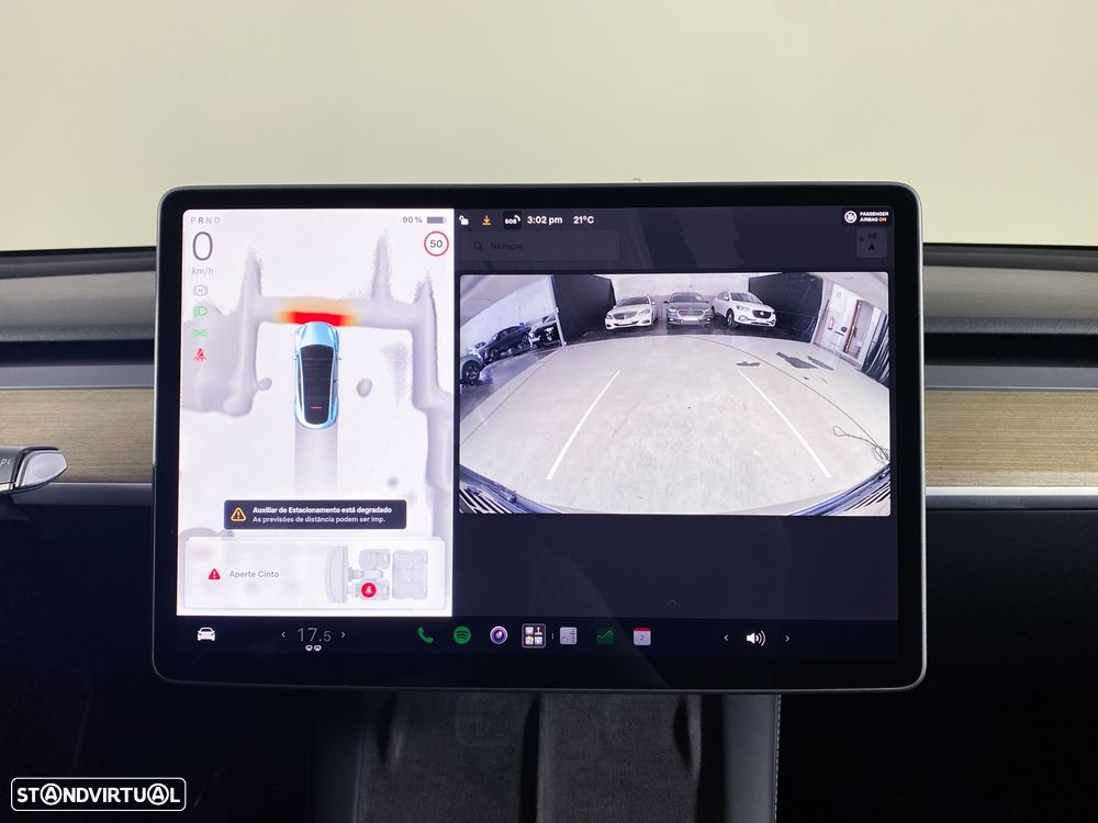 Tesla Model Y Long Range Dual Motor AWD - 14