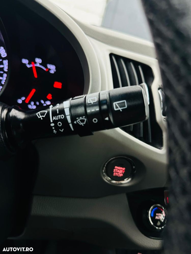 Kia Sportage 2.0 CRDI 2WD Spirit - 33