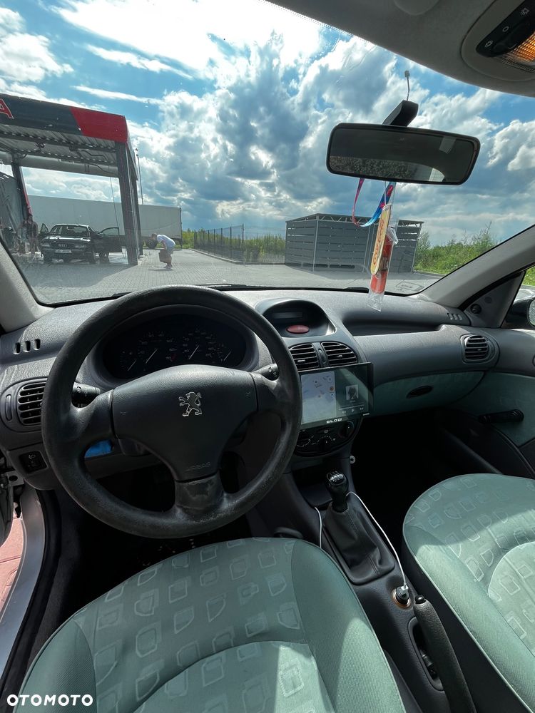 Peugeot 206 1.1 XR Presence - 7