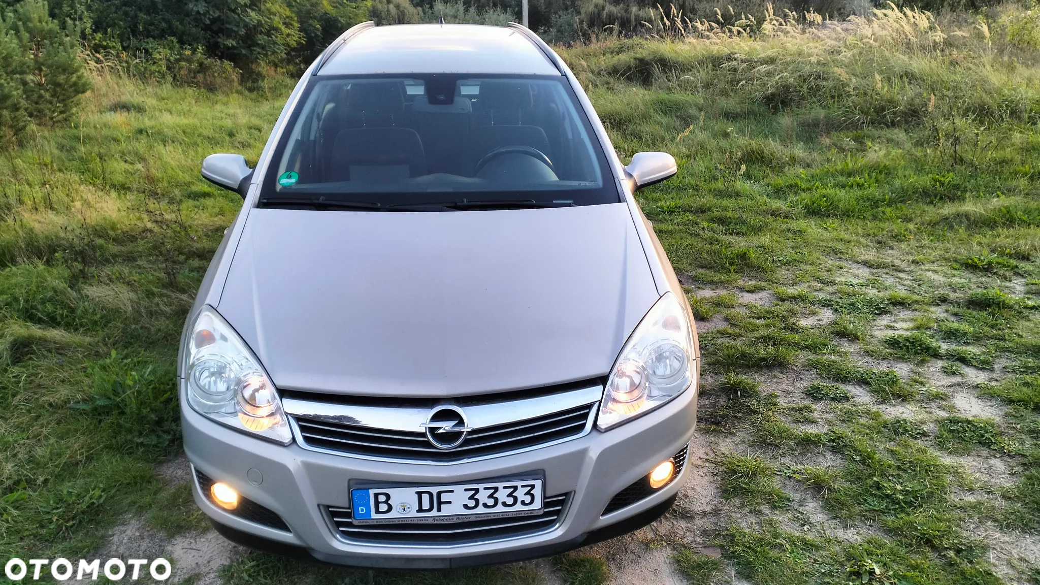 Opel Astra 1.6 Caravan Cosmo - 13