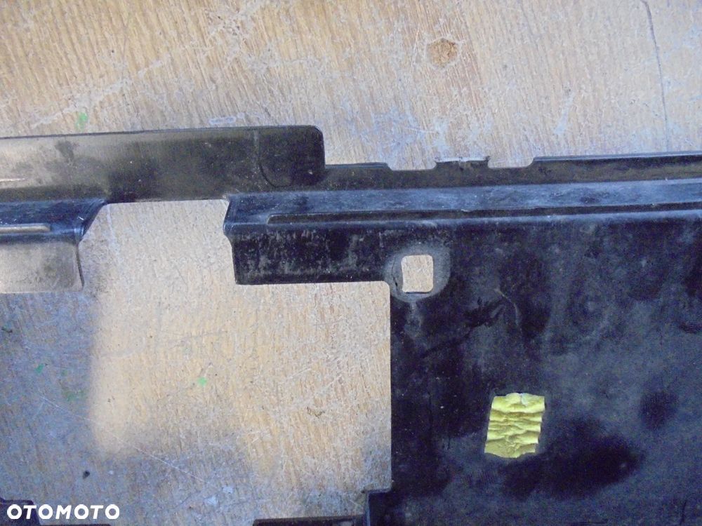 VOLKSWAGEN PASSAT B8 R-LINE GRILL ATRAPA - 7