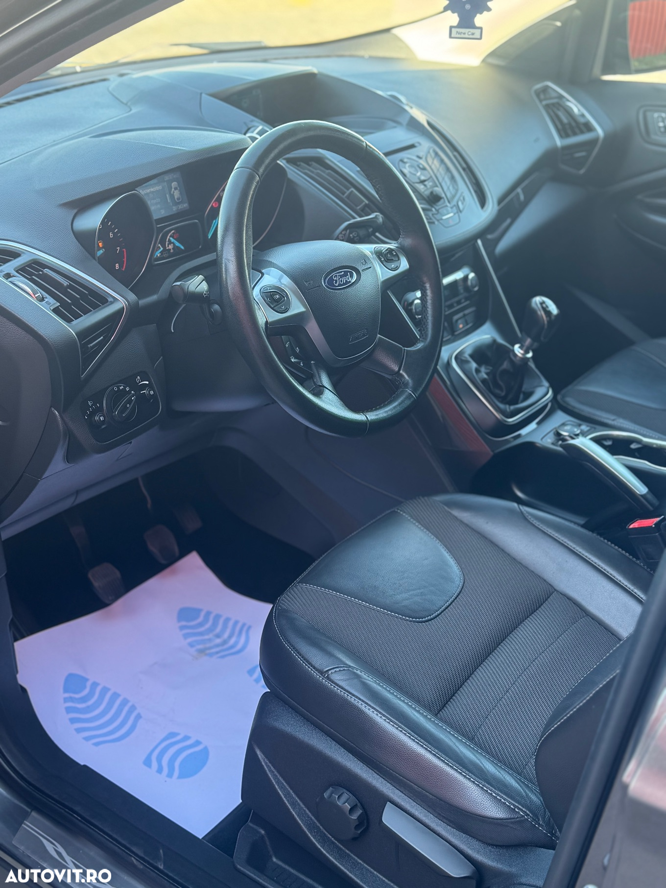 Ford Kuga 1.5 EcoBoost 2WD Titanium - 5