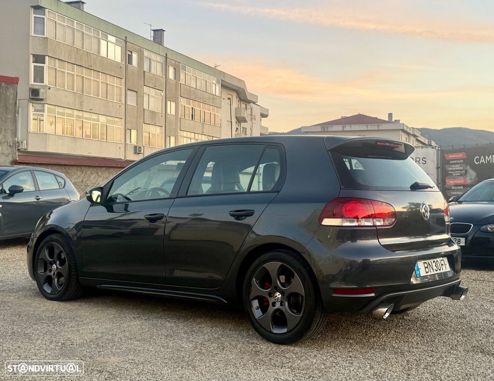 VW Golf 2.0 GTI - 11