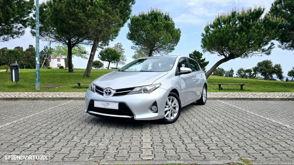 Toyota Auris 1.33 VVT-i Comfort+J16 - 1