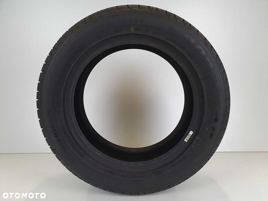 1x Opona letnia 215/55/16 GOODYEAR EfficientGrip - 93V 7.5mm - 3