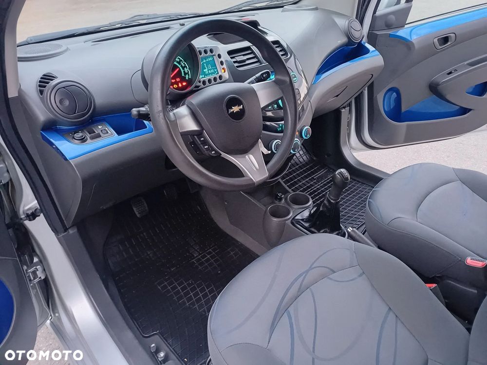 Chevrolet Spark 1.2 LT - 10