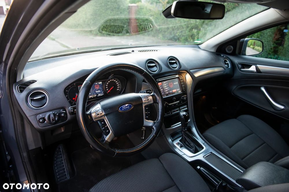 Ford Mondeo 2.0 TDCi Business Edition - 19