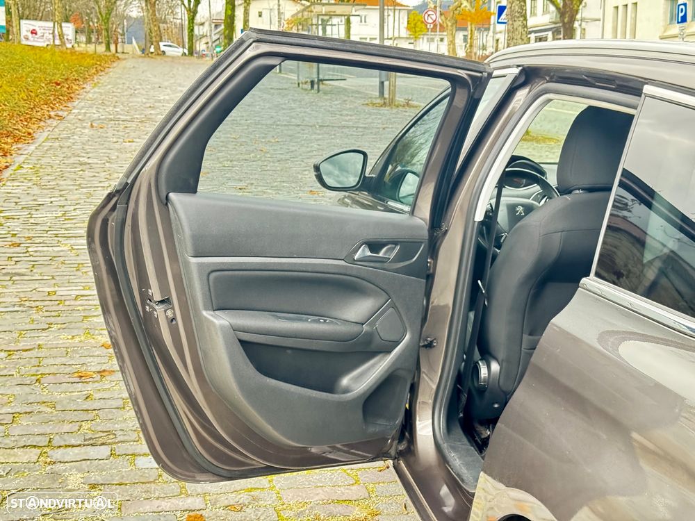 Peugeot 308 SW BlueHDi 120 Stop & Start Allure - 12