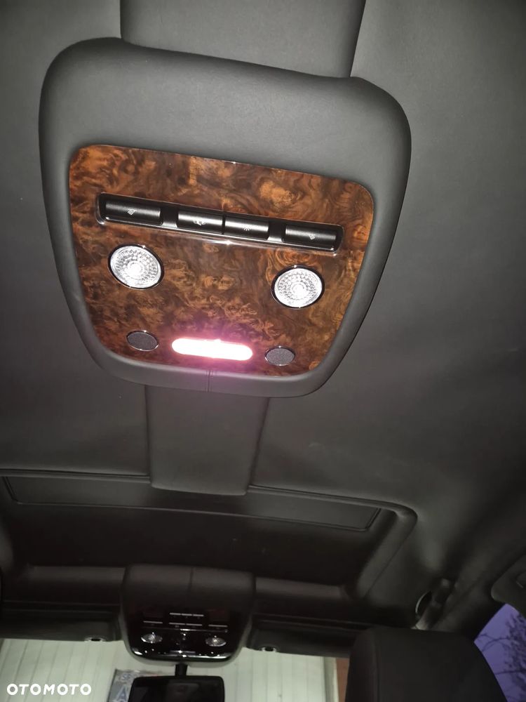 Bentley Flying Spur - 14