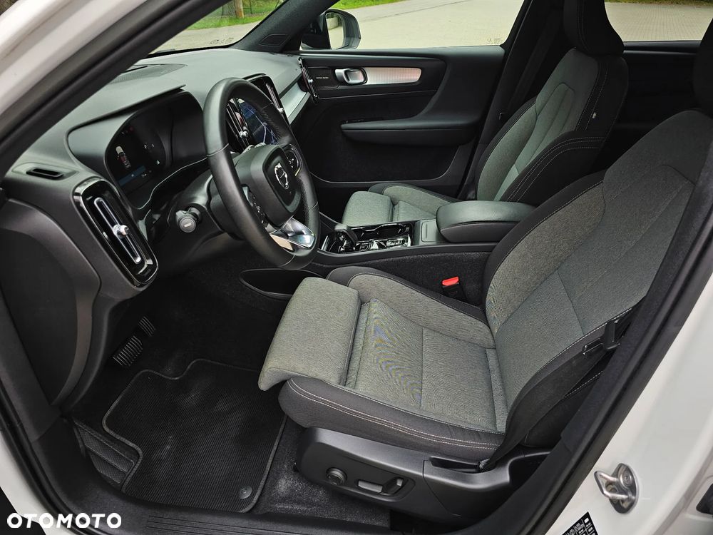 Volvo XC 40 - 12