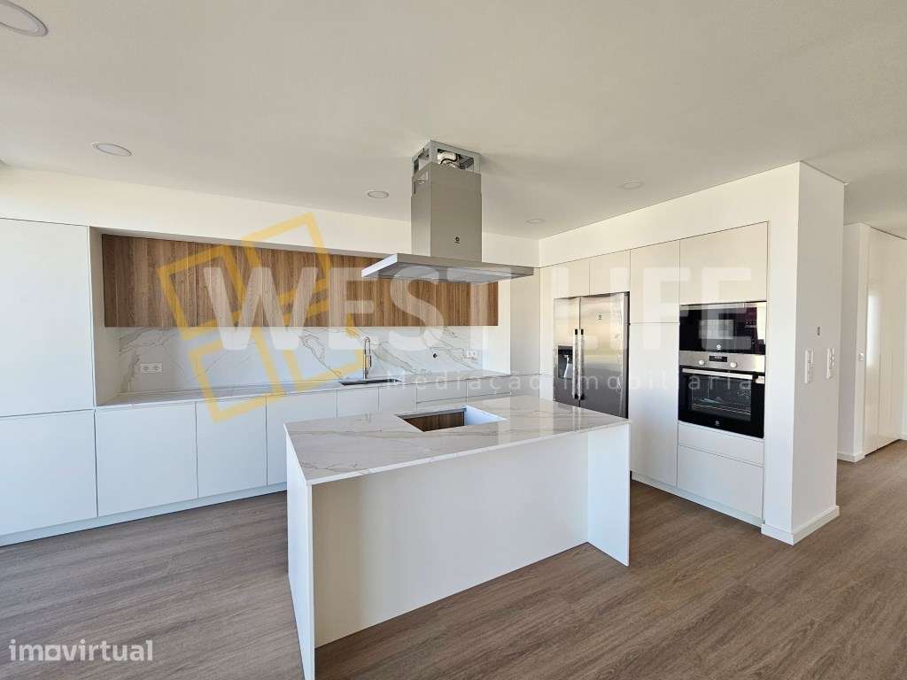 Moradia T4 com jardim, logradouro e terraço - NOVA - Grande imagem: 5/32