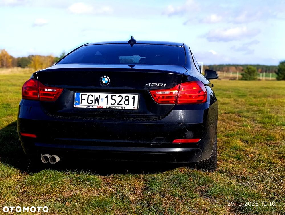 BMW Seria 4 428i Coupe - 12